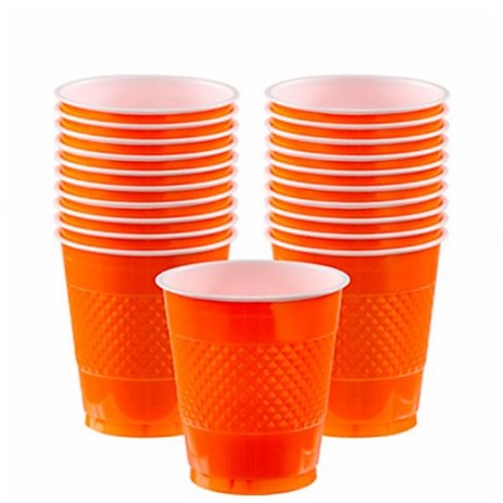 vasos desechables naranjas